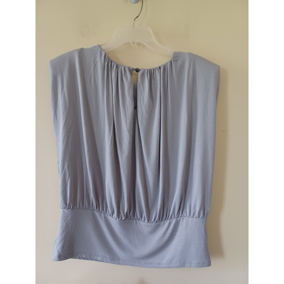 Nine West NWT Top Gray Cap Sleeve Keyhole Ruched Soft Stretch Party Casual Sz M - Picture 2 of 7